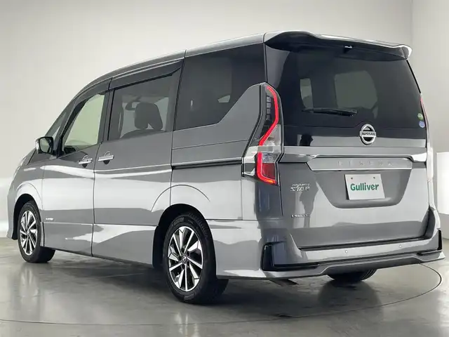 日産 セレナ ハイウェイスター 愛知県 2020(令2)年 6.4万km ダークメタルグレー 純正１０型ナビ　フルセグＴＶ　純正後席モニター　全方位カメラ　プロパイロット　セーフティパックＢ　両側パワースライドドア　パーキングアシスト　コーナーセンサー　衝突軽減　純正ドラレコ　ＥＴＣ　禁煙車