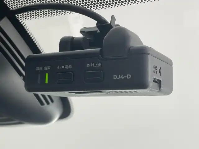 日産 セレナ ハイウェイスター 愛知県 2020(令2)年 6.4万km ダークメタルグレー 純正１０型ナビ　フルセグＴＶ　純正後席モニター　全方位カメラ　プロパイロット　セーフティパックＢ　両側パワースライドドア　パーキングアシスト　コーナーセンサー　衝突軽減　純正ドラレコ　ＥＴＣ　禁煙車
