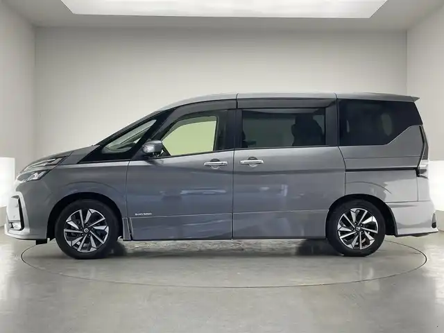 日産 セレナ ハイウェイスター 愛知県 2020(令2)年 6.4万km ダークメタルグレー 純正１０型ナビ　フルセグＴＶ　純正後席モニター　全方位カメラ　プロパイロット　セーフティパックＢ　両側パワースライドドア　パーキングアシスト　コーナーセンサー　衝突軽減　純正ドラレコ　ＥＴＣ　禁煙車