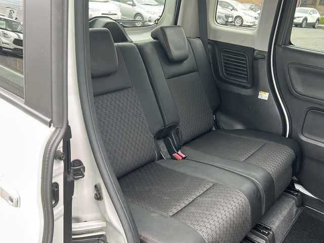 スズキ スペーシア カスタム HYBRID XS 茨城県 2020(令2)年 1.9万km ピュアホワイトパール/ブラック2トーン 社外メモリナビ【CN-E330D】/(TV・CD・BT・ラジオ再生)/両側パワースライドドア/衝突被害軽減システム/コーナーセンサー/ハーフレザーシート/シートヒーター/オートライト/LEDヘッドライト/純正アルミホイール15インチ/アイドリングストップ/純正フロアマット/横滑り防止/保証書/取扱説明書