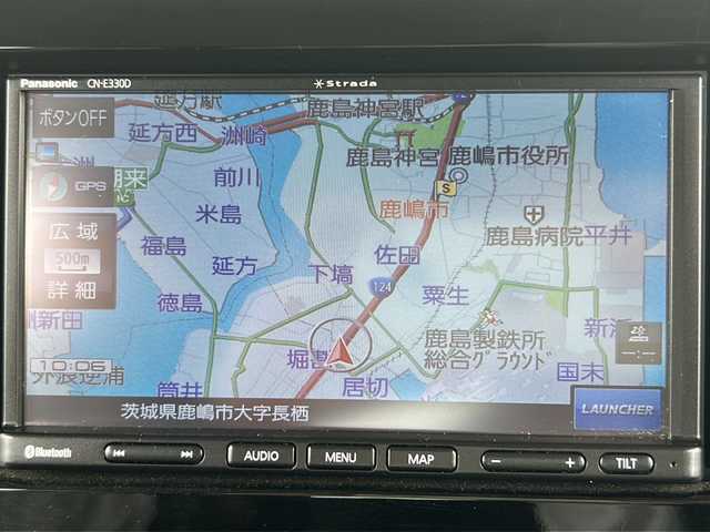 スズキ スペーシア カスタム HYBRID XS 茨城県 2020(令2)年 1.9万km ピュアホワイトパール/ブラック2トーン 社外メモリナビ【CN-E330D】/(TV・CD・BT・ラジオ再生)/両側パワースライドドア/衝突被害軽減システム/コーナーセンサー/ハーフレザーシート/シートヒーター/オートライト/LEDヘッドライト/純正アルミホイール15インチ/アイドリングストップ/純正フロアマット/横滑り防止/保証書/取扱説明書