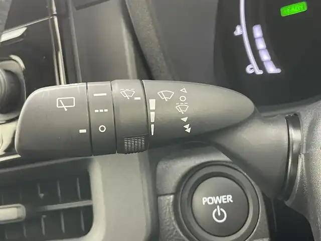 トヨタ シエンタ ハイブリッド Z 岡山県 2024(令6)年 0.8万km プラチナホワイトパールマイカ 純正10.5インチSDナビ/（Bluetooth/フルセグTV/USB）/全方囲カメラ/ビルトインETC2.0/レーダークルーズコントロール/両側パワースライドドア/LEDヘッドライト/オートライト/コーナーセンサー/リアサーキュレーター/トヨタセーフティセンス/純正フロアマット/純正ドアバイザー/ブラインドスポットモニター/ISOFIX/後席サンシェイド/ステアリングスイッチ/チルトステアリング/シートリフター/ウインカーミラー/ドアバイザー