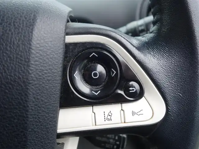 トヨタ プリウス Sセーフティプラス 静岡県 2018(平30)年 15.8万km スティールブロンドM ワンオーナー/禁煙車/ETC/前方ドライブレコーダー/　(DRV-320)/バックカメラ/トヨタセーフティセンス/　・プリクラッシュセーフティ/　・レーンディパーチャーアラート/　・レーダークルーズコントロール/　・インテリジェントクリアランスソナー/　・オートマチックハイビーム/純正フロアマット/純正ドアバイザー