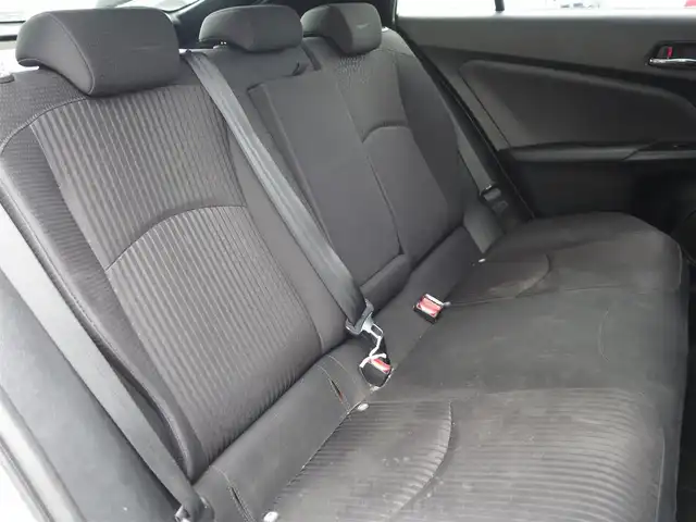 トヨタ プリウス Sセーフティプラス 静岡県 2018(平30)年 15.8万km スティールブロンドM ワンオーナー/禁煙車/ETC/前方ドライブレコーダー/　(DRV-320)/バックカメラ/トヨタセーフティセンス/　・プリクラッシュセーフティ/　・レーンディパーチャーアラート/　・レーダークルーズコントロール/　・インテリジェントクリアランスソナー/　・オートマチックハイビーム/純正フロアマット/純正ドアバイザー