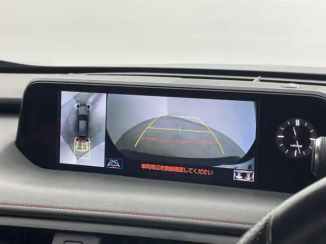 レクサス ＵＸ 250h Fスポーツ 埼玉県 2020(令2)年 5.7万km グラファイトブラックガラスフレーク サンルーフ　メーカーナビ　パノラミックビューモニター　ＢＳＭ　赤レザーシート　ビルトインＥＴＣ２．０　セーフティシステムプラス　ステアリングヒーター　メモリシート　シートヒーター　ベンチレーション