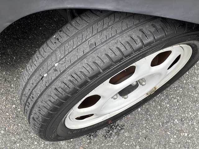 スズキ ハスラー G 埼玉県 2018(平30)年 0.9万km ムーンライトバイオレットパールメタリック/ホワイト2トーンルーフ 登録時8332ｋｍ/ルーフ白/ワンオーナー/社外ナビ（CN-RA04D)/ ・AM/FM/CD/DVD/BT/フルセグTV/衝突軽減ブレーキ/レーンキープアシスト/ドライブレコーダー/前席シートヒーター/プッシュスタート/スマートキー×２/アイドリングストップ/横滑り防止/ウィンカーミラー/純正フロアマット/保証書