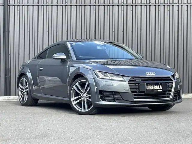 アウディ ＴＴクーペ 2．0 TFSI クワトロ 福島県 2015(平27)年 8.4万km モンスーングレーメタリック ４WD/アウディバーチャルコックピット/LEDヘッドライト/純正ナビ(CD/DVD/BT/SD/AUX)/フルセグTV/バックカメラ/前方ドライブレコーダー/パドルシフト/パワーシート/クルーズコントロール/ステアリングスイッチ/純正19AW/取扱説明書/保証書/スペアキー