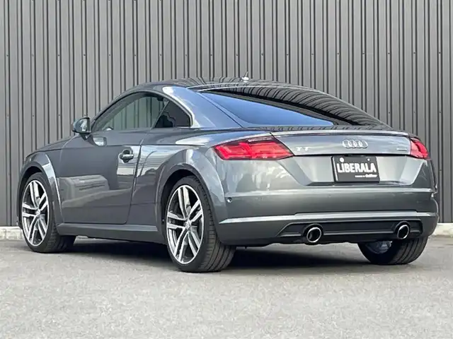 アウディ ＴＴクーペ 2．0 TFSI クワトロ 福島県 2015(平27)年 8.4万km モンスーングレーメタリック ４WD/アウディバーチャルコックピット/LEDヘッドライト/純正ナビ(CD/DVD/BT/SD/AUX)/フルセグTV/バックカメラ/前方ドライブレコーダー/パドルシフト/パワーシート/クルーズコントロール/ステアリングスイッチ/純正19AW/取扱説明書/保証書/スペアキー