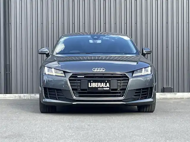 アウディ ＴＴクーペ 2．0 TFSI クワトロ 福島県 2015(平27)年 8.4万km モンスーングレーメタリック ４WD/アウディバーチャルコックピット/LEDヘッドライト/純正ナビ(CD/DVD/BT/SD/AUX)/フルセグTV/バックカメラ/前方ドライブレコーダー/パドルシフト/パワーシート/クルーズコントロール/ステアリングスイッチ/純正19AW/取扱説明書/保証書/スペアキー