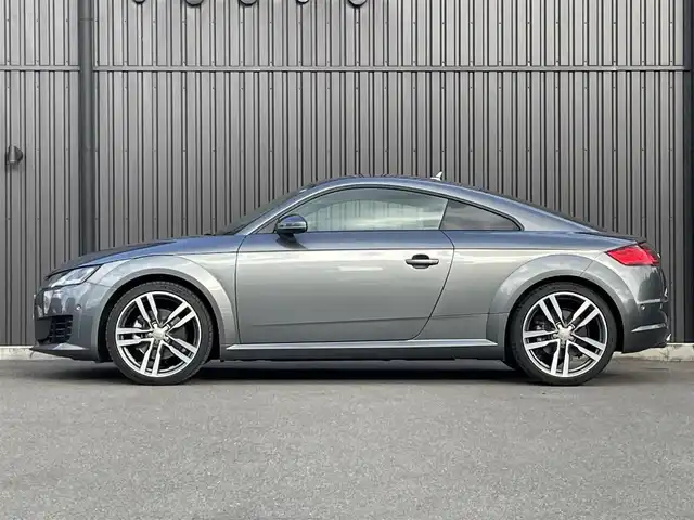 アウディ ＴＴクーペ 2．0 TFSI クワトロ 福島県 2015(平27)年 8.4万km モンスーングレーメタリック ４WD/アウディバーチャルコックピット/LEDヘッドライト/純正ナビ(CD/DVD/BT/SD/AUX)/フルセグTV/バックカメラ/前方ドライブレコーダー/パドルシフト/パワーシート/クルーズコントロール/ステアリングスイッチ/純正19AW/取扱説明書/保証書/スペアキー