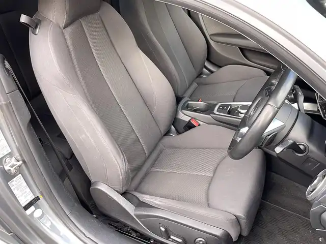 アウディ ＴＴクーペ 2．0 TFSI クワトロ 福島県 2015(平27)年 8.4万km モンスーングレーメタリック ４WD/アウディバーチャルコックピット/LEDヘッドライト/純正ナビ(CD/DVD/BT/SD/AUX)/フルセグTV/バックカメラ/前方ドライブレコーダー/パドルシフト/パワーシート/クルーズコントロール/ステアリングスイッチ/純正19AW/取扱説明書/保証書/スペアキー