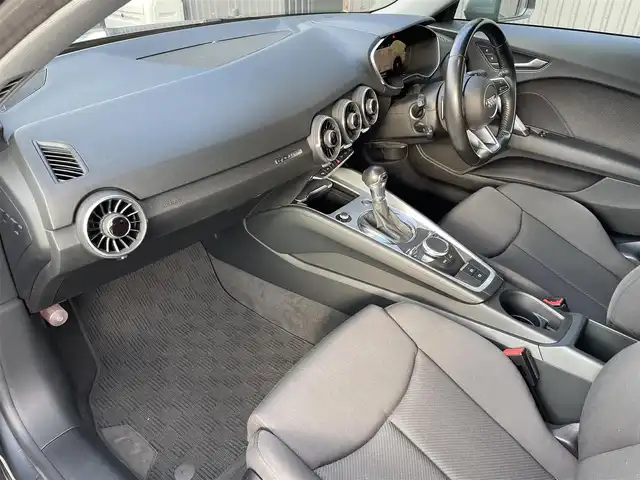 アウディ ＴＴクーペ 2．0 TFSI クワトロ 福島県 2015(平27)年 8.4万km モンスーングレーメタリック ４WD/アウディバーチャルコックピット/LEDヘッドライト/純正ナビ(CD/DVD/BT/SD/AUX)/フルセグTV/バックカメラ/前方ドライブレコーダー/パドルシフト/パワーシート/クルーズコントロール/ステアリングスイッチ/純正19AW/取扱説明書/保証書/スペアキー