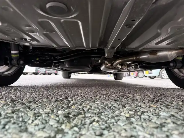 トヨタ ノア ハイブリッド S－Z 千葉県 2024(令6)年 0.8万km アティチュードブラックマイカ 純正10.5インチディスプレイオーディオ/フルセグTV/CD/DVD/BT/USB/フリップダウンモニター/パノラミックビューモニター/レーダークルーズコントロール/両側パワースライドドア/バックカメラ/ETC2.0/ハーフレザーシート/D/N席シートヒーター/トヨタセーフティセンス/オートハイビーム/オートライト/LEDヘッドライト/フォグランプ/純正17インチAW