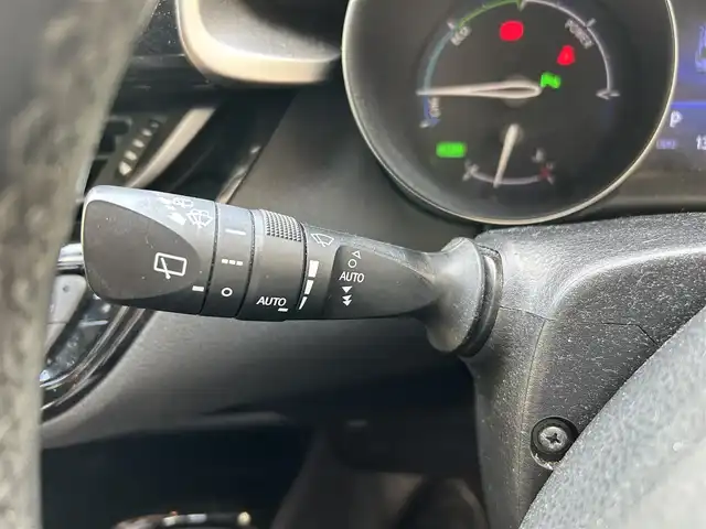 トヨタ Ｃ－ＨＲ G 兵庫県 2017(平29)年 13.5万km ブラックマイカ ワンオーナー/社外ナビ/CD/BT/USB/HDMI/フルゼグTV/バックカメラ/ETC/衝突軽減ブレーキ/クルーズコントロール/コーナーセンサー/前後コーナーセンサー/オートライト/オートハイビーム/フォグランプ/スマートキー/電動格納ミラー/純正フロアマット/純正ドアバイザー/純正18インチアルミ/取扱説明書/保証書