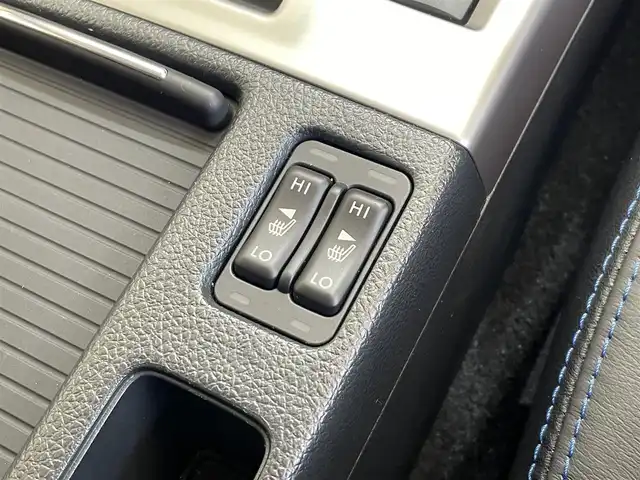 スバル レヴォーグ 1．6GT－S アイサイト 岩手県 2015(平27)年 2.6万km ラピスブルーP ワンオーナー/４WD/ターボ/アドバンスドセイフティパッケージ/本革シート/ビルシュタインダンパー/STIストラットタワーバー/STIスポイラー/アイサイトVer.3/プリクラッシュブレーキ/全車速追従機能付きクルーズコントロール/アクティブレーンキープ/AT誤発進抑制機能/ハイビームアシスト/リヤビークルディテクション/アイサイトアシストモニター/サイドビューモニター/SI-DRIVE/AC100V100Wアクセサリーコンセント/パドルシフト/パワーシート/シートヒーター/パイオニアナビ/フルセグTV/ETC/LEDヘッドライト/純正１８インチアルミホイール