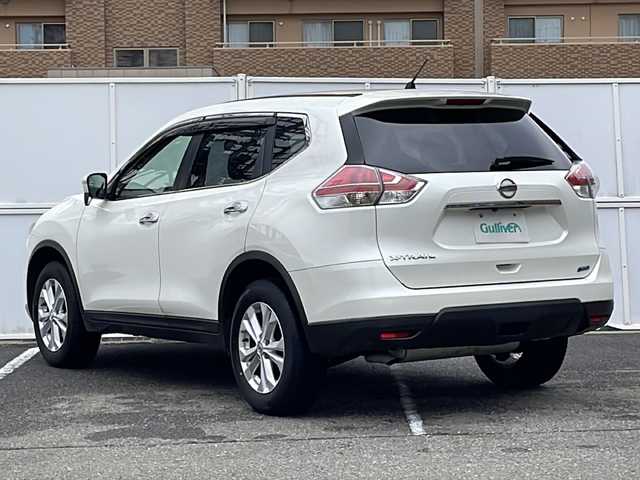 日産 エクストレイル 20X 秋田県 2014(平26)年 12.4万km ブリリアントホワイトパール 社外ナビ　CN-R300WD/・フルセグテレビ/・ＣＤ、ＤＶＤ、ＳＤ/・ＢＴ/・ＵＳＢ/・ラジオ/前席シートヒーター/４ＷＤlock切替機能/ヒルディセントコントロール/アイドリングストップ/横滑り防止装置/防水シート/電動格納ミラー/純正フロアマット/ＥＴＣ/電動格納ミラー/社外17インチＡＷ組冬タイヤ積載