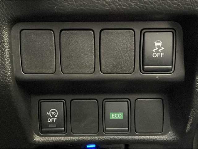 日産 エクストレイル 20X 秋田県 2014(平26)年 12.4万km ブリリアントホワイトパール 社外ナビ　CN-R300WD/・フルセグテレビ/・ＣＤ、ＤＶＤ、ＳＤ/・ＢＴ/・ＵＳＢ/・ラジオ/前席シートヒーター/４ＷＤlock切替機能/ヒルディセントコントロール/アイドリングストップ/横滑り防止装置/防水シート/電動格納ミラー/純正フロアマット/ＥＴＣ/電動格納ミラー/社外17インチＡＷ組冬タイヤ積載