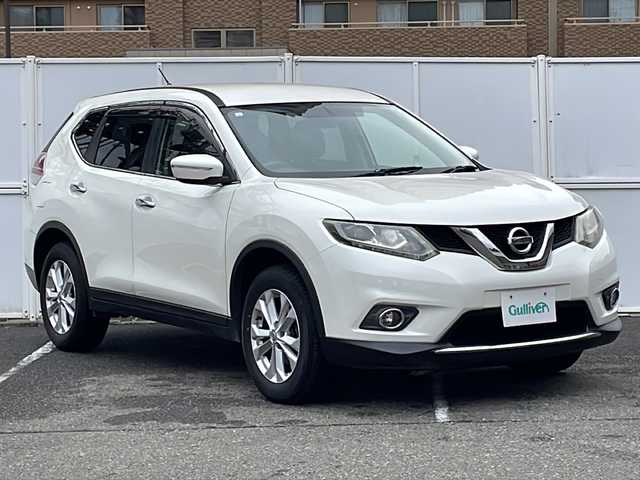 日産 エクストレイル 20X 秋田県 2014(平26)年 12.4万km ブリリアントホワイトパール 社外ナビ　CN-R300WD/・フルセグテレビ/・ＣＤ、ＤＶＤ、ＳＤ/・ＢＴ/・ＵＳＢ/・ラジオ/前席シートヒーター/４ＷＤlock切替機能/ヒルディセントコントロール/アイドリングストップ/横滑り防止装置/防水シート/電動格納ミラー/純正フロアマット/ＥＴＣ/電動格納ミラー/社外17インチＡＷ組冬タイヤ積載