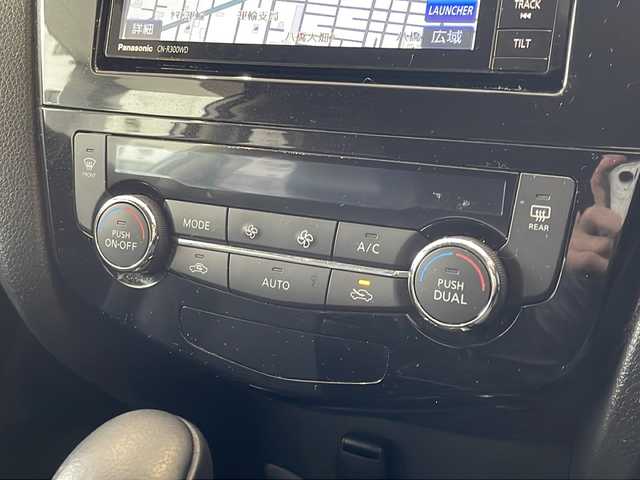 日産 エクストレイル 20X 秋田県 2014(平26)年 12.4万km ブリリアントホワイトパール 社外ナビ　CN-R300WD/・フルセグテレビ/・ＣＤ、ＤＶＤ、ＳＤ/・ＢＴ/・ＵＳＢ/・ラジオ/前席シートヒーター/４ＷＤlock切替機能/ヒルディセントコントロール/アイドリングストップ/横滑り防止装置/防水シート/電動格納ミラー/純正フロアマット/ＥＴＣ/電動格納ミラー/社外17インチＡＷ組冬タイヤ積載