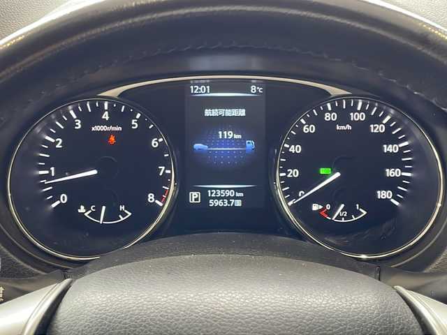 日産 エクストレイル 20X 秋田県 2014(平26)年 12.4万km ブリリアントホワイトパール 社外ナビ　CN-R300WD/・フルセグテレビ/・ＣＤ、ＤＶＤ、ＳＤ/・ＢＴ/・ＵＳＢ/・ラジオ/前席シートヒーター/４ＷＤlock切替機能/ヒルディセントコントロール/アイドリングストップ/横滑り防止装置/防水シート/電動格納ミラー/純正フロアマット/ＥＴＣ/電動格納ミラー/社外17インチＡＷ組冬タイヤ積載