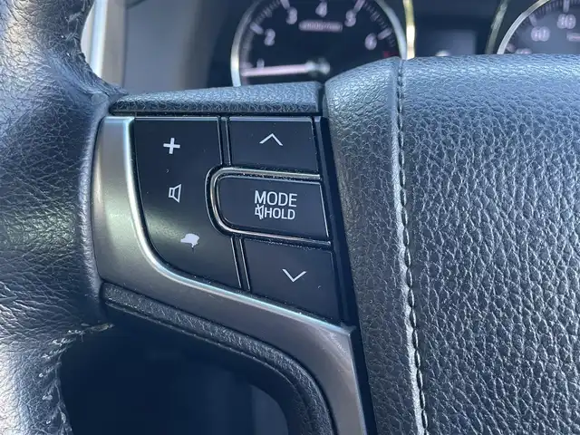 トヨタ クラウン ロイヤル ロイヤルサルーン 埼玉県 2014(平26)年 14.5万km ブラック (株)IDOMが運営する【じしゃロン川越店】の自社ローン専用車両になります。こちらは現金またはオートローンご利用時の価格です。自社ローンご希望の方は別途その旨お申付け下さい/純正HDDナビ/フルセグ/Bluetooth/CD/DVD/AM/FM/バックカメラ/クルーズコントロール/左右パワーシート/純正１６インチアルミホイール/HIDオートライト/フォグ/ビルトインETC/電動リアシェード/ステアリングリモコン/純正フロアマット/ドアバイザー/サイド＆カーテンエアバッグ/車両取扱説明書/ナビ取扱説明書