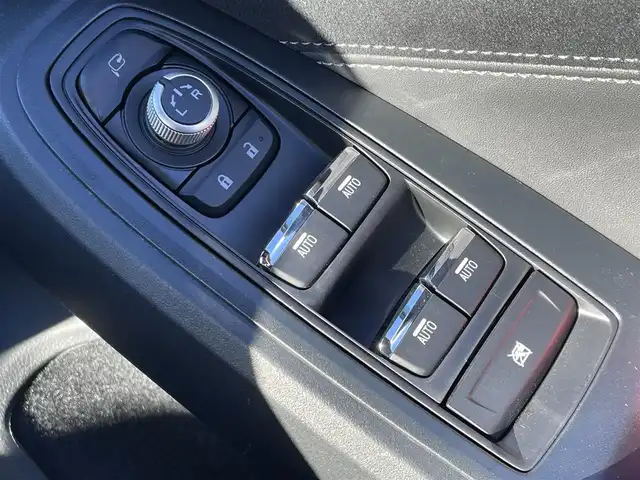 スバル ＷＲＸ Ｓ４ STIスポーツR 愛知県 2024(令6)年 1.5万km グレー ５００台限定　/メーカー純正ナビ　/ハーマンカードン/Ｂカメラ　/ＢＴ　/ＤＴＶ　/全席シートヒーター　/前席専用レカロシート/ブラインドスポットモニター/ＡＷＤ　/全周囲モニター　/レーダークルーズコントロール　/ＥＴＣ2.0/ステアリングスイッチ　/シートメモリー/プリテンショナー&フォースリミッター付フロント3点式ELRシートベルト/STI製フレキシブルパフォーマンスホイール/本革巻ステアリングホイール/スバルパフォーマンストランスミッションフルードクーラー