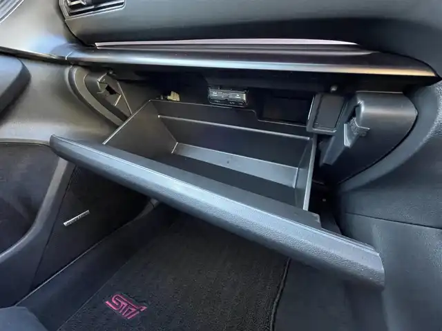 スバル ＷＲＸ Ｓ４ STIスポーツR 愛知県 2024(令6)年 1.5万km グレー ５００台限定　/メーカー純正ナビ　/ハーマンカードン/Ｂカメラ　/ＢＴ　/ＤＴＶ　/全席シートヒーター　/前席専用レカロシート/ブラインドスポットモニター/ＡＷＤ　/全周囲モニター　/レーダークルーズコントロール　/ＥＴＣ2.0/ステアリングスイッチ　/シートメモリー/プリテンショナー&フォースリミッター付フロント3点式ELRシートベルト/STI製フレキシブルパフォーマンスホイール/本革巻ステアリングホイール/スバルパフォーマンストランスミッションフルードクーラー