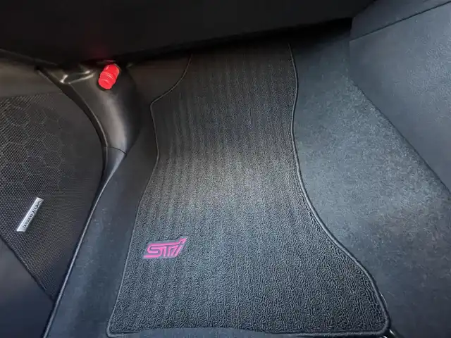 スバル ＷＲＸ Ｓ４ STIスポーツR 愛知県 2024(令6)年 1.5万km グレー ５００台限定　/メーカー純正ナビ　/ハーマンカードン/Ｂカメラ　/ＢＴ　/ＤＴＶ　/全席シートヒーター　/前席専用レカロシート/ブラインドスポットモニター/ＡＷＤ　/全周囲モニター　/レーダークルーズコントロール　/ＥＴＣ2.0/ステアリングスイッチ　/シートメモリー/プリテンショナー&フォースリミッター付フロント3点式ELRシートベルト/STI製フレキシブルパフォーマンスホイール/本革巻ステアリングホイール/スバルパフォーマンストランスミッションフルードクーラー