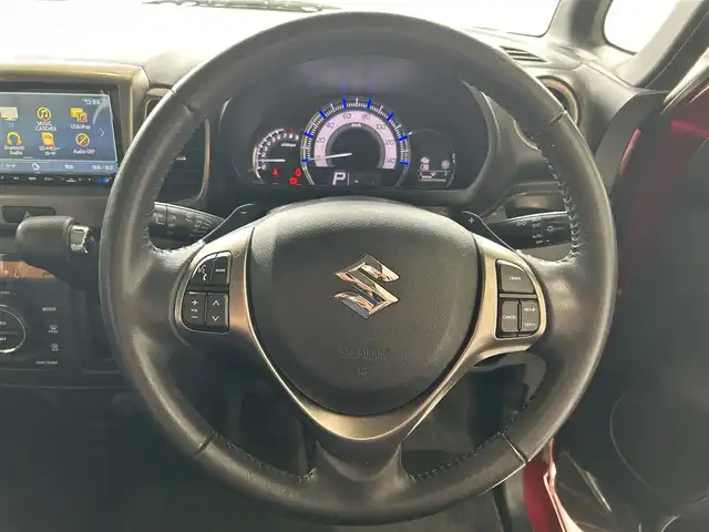 スズキ スペーシア カスタム Z ターボ 沖縄県 2017(平29)年 3.2万km フェニックスレッドパール/ブルーイッシュブラックパール (株)IDOMが運営する【じしゃロンコザ店】の自社ローン専用車両になりますこちらは現金またはオートローンご利用時の価格です。自社ローンご希望の方は別途その旨お申付け下さい/純正ナビ　/フルセグＴＶ　/Ｂｌｕｅｔｏｏｔｈ接続　/ＥＴＣ　/バックカメラ　/ドライブレコーダー/両側パワースライドドア　/衝撃軽減ブレーキ　/オートライト　/プッシュスタート　/スマートキー　/スペアキー