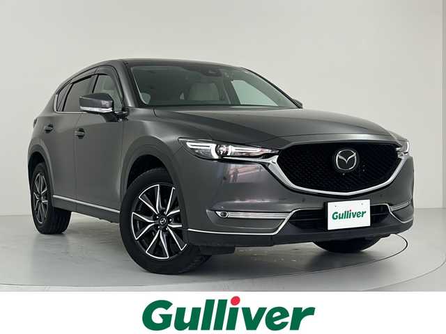 マツダ ＣＸ－５ XD Lパッケージ 大阪府 2020(令2)年 7.5万km マシーングレープレミアムM 衝突被害軽減ブレーキ/車間認知支援システム/レーンキープアシストシステム/純正ナビ/（CD/DVD/Bluetooth/フルセグTV）/360°ビュー・モニター/追従型クルーズコントロール/交通標識認識システム/LEDヘッドライト/フォグランプ/レザーシート/ブラインドスポットモニター/ドライバーアテンションアラート/前席シートヒーター/前席パワーシート/革巻きステアリング/ステアリングヒーター/パドルシフト/純正アルミホイール/ETC/ステアリングリモコン/電動パーキングブレーキ/オートホールドブレーキ/オートヘッドライト/オートリトラーミラー