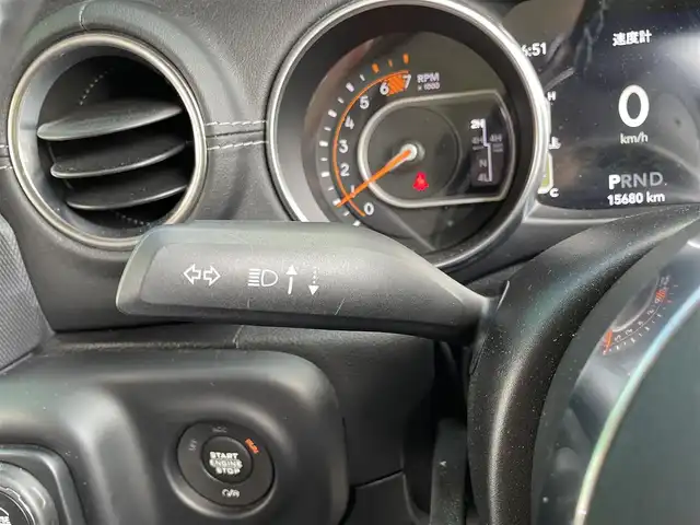 クライスラー・ジープ ジープ ラングラー アンリミテッド サハラ 青森県 2019(令1)年 1.6万km 黒 ワンオーナー /4WD/純正ナビ/ (BT、USB)/フルセグTV/バックカメラ/前方、左サイドカメラ/アダプティブクルーズコントロール/前席シートヒーター /ステアリングヒーター/防眩ミラー/ヒルスタートアシスト/衝突軽減ブレーキ/ブラインドスポットモニター/オートライト/LEDヘッドライト/フォグランプ/リアフォグランプ/純正フロアマット(ラバー)/サイドステップ/背面タイヤ/18インチ純正アルミホイール/取扱説明書/保証書