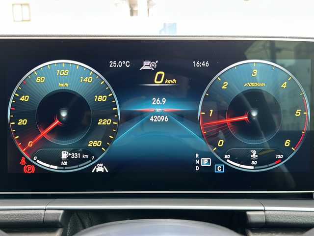 メルセデス・ベンツ ＧＬＥ４００ｄ 4MATIC スポーツ 岐阜県 2021(令3)年 4.2万km ダイヤモンドホワイト /12.3インチMBUXナビ(フルセグTV/BT/USB)//OP パノラミックスライディングルーフ//AMGライン/(マルチビームLEDヘッドライト)/(アダプティブハイビームアシスト+)/(AMGスタイリングPkg/AMG20インチAW)/(AMGスポーツステアリング)//レザーエクスクルーシブPkg/(本革シート[ナッパレザー/本革])/(前席シートベンチレーター)/(Burmesterサラウンドサウンドシステム)/(ヘッドアップディスプレイ)/(エナジャイジングPkg/エアバランスPkg)//レーダーセーフティPkg/(アクティブディスタンスアシスト)/(アクティブブレーキアシスト)/(PRE-SAFE/緊急回避補助システム)/(渋滞時緊急ブレーキ機能)/(アクティブブラインドスポットアシスト)/(アクティブレーンキーピングアシスト)/(アクティブステアリングアシスト)/(アクティブレーンチェンジングアシスト)/(アクティブエマージェンシーストップアシスト)/(トラフィックサインアシスト)//前席.2列目パワーシート・シートヒーター//アラウンドビューカメラ/パワーバックドア//社外GPSレーダー/純正ドライブレコーダー(前後)//ＥＴＣ２.０/パドルシフト//アクティブパーキングアシスト/パークトロニック