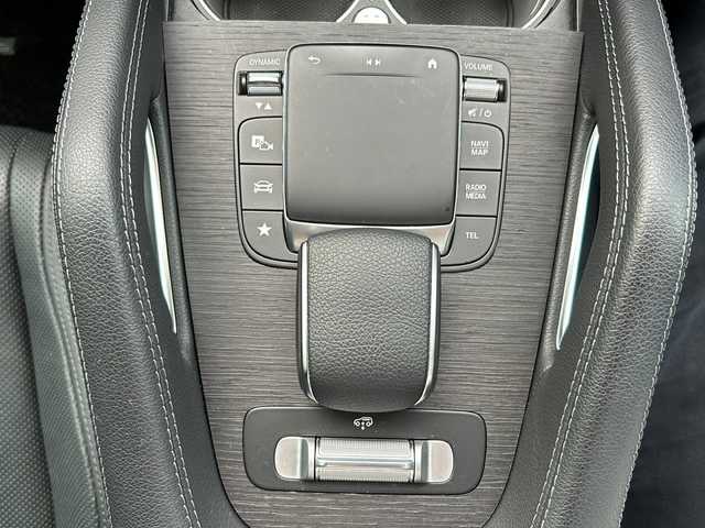 メルセデス・ベンツ ＧＬＥ４００ｄ 4MATIC スポーツ 岐阜県 2021(令3)年 4.2万km ダイヤモンドホワイト /12.3インチMBUXナビ(フルセグTV/BT/USB)//OP パノラミックスライディングルーフ//AMGライン/(マルチビームLEDヘッドライト)/(アダプティブハイビームアシスト+)/(AMGスタイリングPkg/AMG20インチAW)/(AMGスポーツステアリング)//レザーエクスクルーシブPkg/(本革シート[ナッパレザー/本革])/(前席シートベンチレーター)/(Burmesterサラウンドサウンドシステム)/(ヘッドアップディスプレイ)/(エナジャイジングPkg/エアバランスPkg)//レーダーセーフティPkg/(アクティブディスタンスアシスト)/(アクティブブレーキアシスト)/(PRE-SAFE/緊急回避補助システム)/(渋滞時緊急ブレーキ機能)/(アクティブブラインドスポットアシスト)/(アクティブレーンキーピングアシスト)/(アクティブステアリングアシスト)/(アクティブレーンチェンジングアシスト)/(アクティブエマージェンシーストップアシスト)/(トラフィックサインアシスト)//前席.2列目パワーシート・シートヒーター//アラウンドビューカメラ/パワーバックドア//社外GPSレーダー/純正ドライブレコーダー(前後)//ＥＴＣ２.０/パドルシフト//アクティブパーキングアシスト/パークトロニック