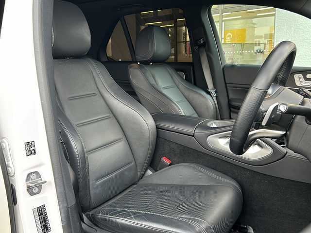 メルセデス・ベンツ ＧＬＥ４００ｄ 4MATIC スポーツ 岐阜県 2021(令3)年 4.2万km ダイヤモンドホワイト /12.3インチMBUXナビ(フルセグTV/BT/USB)//OP パノラミックスライディングルーフ//AMGライン/(マルチビームLEDヘッドライト)/(アダプティブハイビームアシスト+)/(AMGスタイリングPkg/AMG20インチAW)/(AMGスポーツステアリング)//レザーエクスクルーシブPkg/(本革シート[ナッパレザー/本革])/(前席シートベンチレーター)/(Burmesterサラウンドサウンドシステム)/(ヘッドアップディスプレイ)/(エナジャイジングPkg/エアバランスPkg)//レーダーセーフティPkg/(アクティブディスタンスアシスト)/(アクティブブレーキアシスト)/(PRE-SAFE/緊急回避補助システム)/(渋滞時緊急ブレーキ機能)/(アクティブブラインドスポットアシスト)/(アクティブレーンキーピングアシスト)/(アクティブステアリングアシスト)/(アクティブレーンチェンジングアシスト)/(アクティブエマージェンシーストップアシスト)/(トラフィックサインアシスト)//前席.2列目パワーシート・シートヒーター//アラウンドビューカメラ/パワーバックドア//社外GPSレーダー/純正ドライブレコーダー(前後)//ＥＴＣ２.０/パドルシフト//アクティブパーキングアシスト/パークトロニック