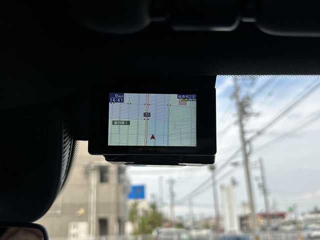 メルセデス・ベンツ ＧＬＥ４００ｄ 4MATIC スポーツ 岐阜県 2021(令3)年 4.2万km ダイヤモンドホワイト /12.3インチMBUXナビ(フルセグTV/BT/USB)//OP パノラミックスライディングルーフ//AMGライン/(マルチビームLEDヘッドライト)/(アダプティブハイビームアシスト+)/(AMGスタイリングPkg/AMG20インチAW)/(AMGスポーツステアリング)//レザーエクスクルーシブPkg/(本革シート[ナッパレザー/本革])/(前席シートベンチレーター)/(Burmesterサラウンドサウンドシステム)/(ヘッドアップディスプレイ)/(エナジャイジングPkg/エアバランスPkg)//レーダーセーフティPkg/(アクティブディスタンスアシスト)/(アクティブブレーキアシスト)/(PRE-SAFE/緊急回避補助システム)/(渋滞時緊急ブレーキ機能)/(アクティブブラインドスポットアシスト)/(アクティブレーンキーピングアシスト)/(アクティブステアリングアシスト)/(アクティブレーンチェンジングアシスト)/(アクティブエマージェンシーストップアシスト)/(トラフィックサインアシスト)//前席.2列目パワーシート・シートヒーター//アラウンドビューカメラ/パワーバックドア//社外GPSレーダー/純正ドライブレコーダー(前後)//ＥＴＣ２.０/パドルシフト//アクティブパーキングアシスト/パークトロニック