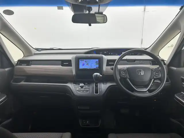 ホンダ フリード G ホンダセンシング 茨城県 2020(令2)年 3.1万km プラチナホワイトパール 社外ナビ/バックカメラ/フルセグ/衝突被害軽減ブレーキ/車線逸脱抑制装置/レーダークルーズコントロール/ソナー/両側電動スライドドア/ETC/ドラレコ/シートヒーター/LEDヘッドライト/スマートキー