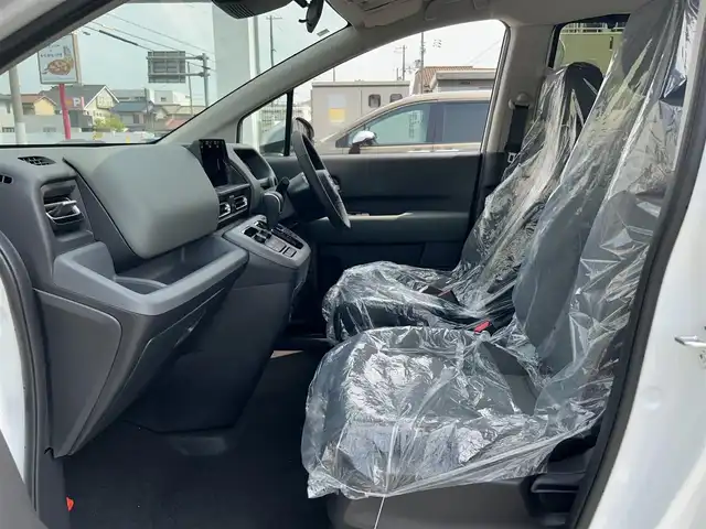 ホンダ フリード クロスター 兵庫県 2025(令7)年 0.1万km未満 パール 登録済未使用車/両側パワースライドドア/衝突軽減ブレーキ/レーダークルーズコントロール/コーナーセンサー/ブラインドスポットモニター/ハーフレザーシート/シートヒーター/電動パーキングブレーキ/オートホールド/革巻きステアリング/ステアリングリモコン/スマートキー/スペアキー/電動格納ミラー