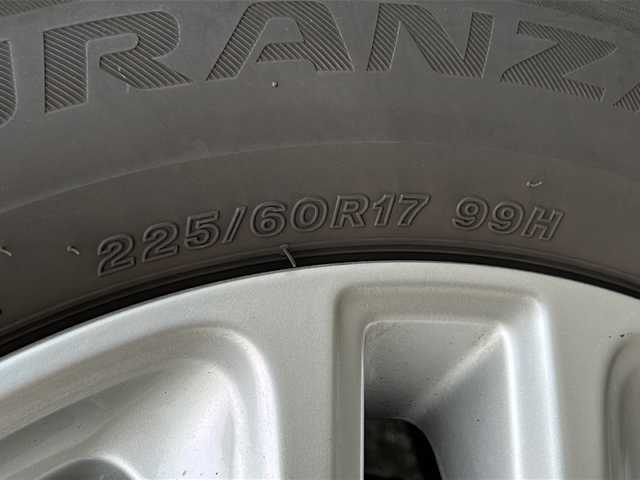 クライスラー・ジープ ジープ コンパス ロンジチュード 富山県 2017(平29)年 5.3万km シルバー ワンオーナー/スマートキー/メーカーオプションナビ/フルセグTV/Bluetooth/ビルトインETC/純正17インチAW/クルーズコントロール/フォグランプ/純正フロアマット/横滑り防止装置/アイドリングストップ/電動格納ウィンカーミラー/保証書/取扱説明書