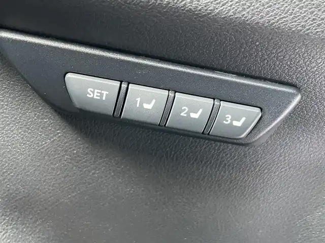 レクサス ＮＸ 300h Fスポーツ 岩手県 2014(平26)年 6.1万km ソニッククォーツ 純正SDナビ/（フルセグTV/CD/DVD/Bluetooth）/全方位カメラ/レーダークルーズコントロール/パドルシフト/ステアリングヒーター/前後ドライブレコーダー/シートヒーター /ベンチレーション/BSM/パワーバックドア /フォグライト /衝突軽減ブレーキ