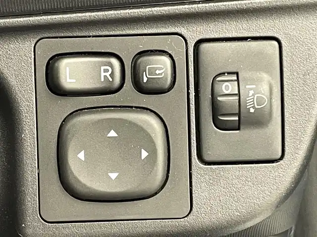 トヨタ アクア L 熊本県 2015(平27)年 3.9万km クールソーダメタリック 純正ナビNSCP-W64（ＣＤ・ＳＤ・ＢＴ・ワンセグ）/社外前方ドライブレコーダー　/バックカメラ　/横滑り防止　/社外フロアマット　/社外１４インチＡＷ　/リモコンキー　/スペアキー１本　/ドアバイザー　/取扱説明書