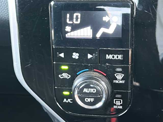 トヨタ タンク カスタムG S 茨城県 2018(平30)年 5.3万km レーザーブルークリスタルシャイン 純正7型ナビ/Bluetooth接続/バックカメラ/フルセグTV/シートヒーター/スマートアシスト/クルーズコントロール/両側パワースライドドア/オートライト/LEDヘッドライト/コーナーセンサー前後/スマートキー