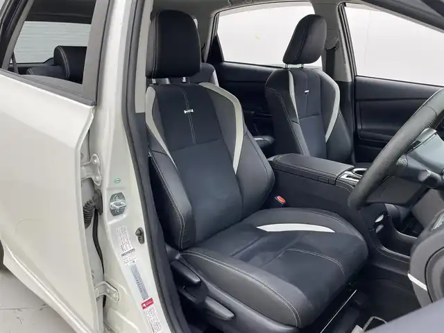 トヨタ プリウス α S ツーリングセレクション G’s 茨城県 2016(平28)年 9.3万km ホワイトパールクリスタルシャイン 純正8型ナビ/バックカメラ/フルセグ/ハーフレザーシート/ETC/ドラレコ/純正18インチAW/LEDヘッドライト/スマートキー/プッシュスタート
