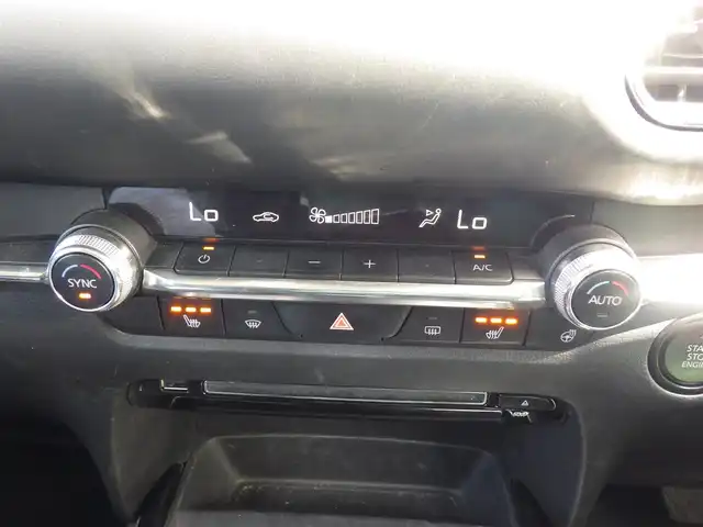 マツダ ＣＸ－３０ 20S プロアクティブツーリングセレ 千葉県 2020(令2)年 3.9万km ディープクリスタルブルーマイカ 215/55R18/スマートブレーキサポート/レーンキープ・アシスト・システム/ブラインドスポットモニタリング/アクティブ・ドライビング・ディスプレイ/パワーバックドア/運転席パワーシート/前席シートヒーター/純正SDナビ/地デジTV/【DVD/CD再生機能　Bluetooth接続】/360°ビュー・モニター/革巻きステアリング/ステアリングヒーター/ステアリングスイッチ/パドルシフト/ETC/LEDヘッドライト/ウインカーミラー/コーナーセンサー/純正18インチアルミホイル/サイド/カーテンエアバッグ/アドバンストキーレスエントリー