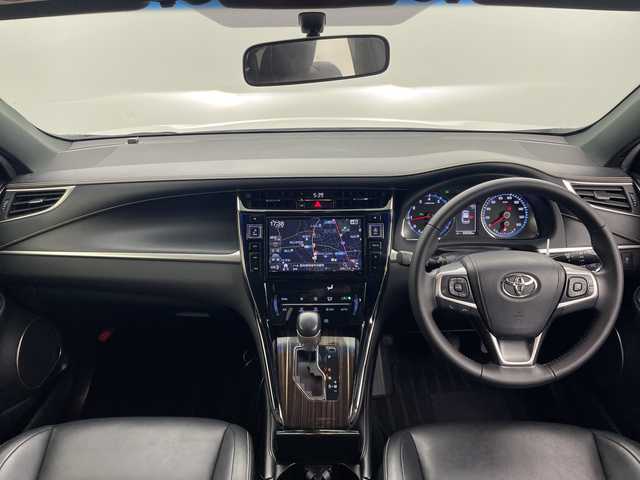 トヨタ ハリアー エレガンス 愛知県 2017(平29)年 7万km ホワイトパールクリスタルシャイン ＡＬＰＩＮＥ９型ナビ/・フルセグ/Ｂｌｕｅｔｏｏｔｈ/・ＤＶＤ/ＣＤ/バックカメラ　/パワーシート/ＥＴＣ/コーナーセンサー/オートライト/純正アルミホイール