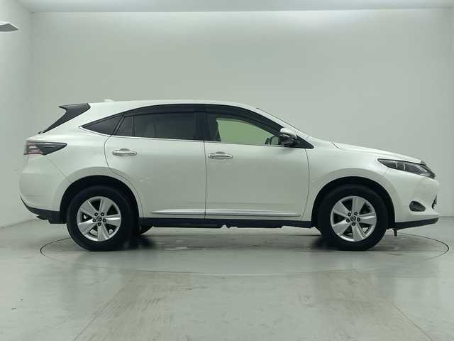 トヨタ ハリアー エレガンス 愛知県 2017(平29)年 7万km ホワイトパールクリスタルシャイン ＡＬＰＩＮＥ９型ナビ/・フルセグ/Ｂｌｕｅｔｏｏｔｈ/・ＤＶＤ/ＣＤ/バックカメラ　/パワーシート/ＥＴＣ/コーナーセンサー/オートライト/純正アルミホイール