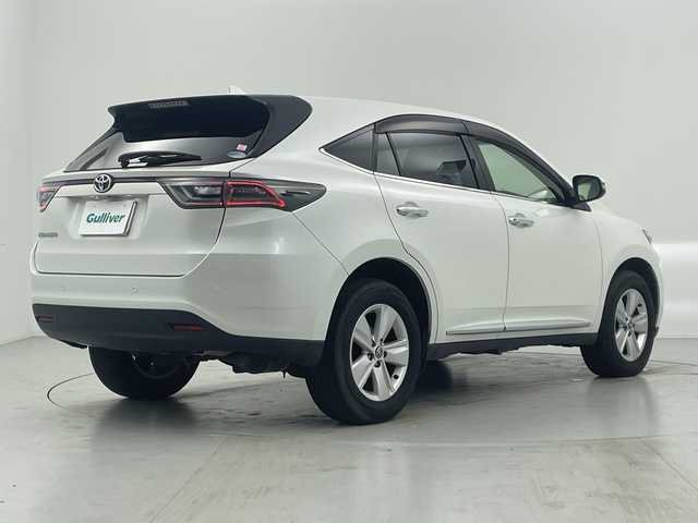 トヨタ ハリアー エレガンス 愛知県 2017(平29)年 7万km ホワイトパールクリスタルシャイン ＡＬＰＩＮＥ９型ナビ/・フルセグ/Ｂｌｕｅｔｏｏｔｈ/・ＤＶＤ/ＣＤ/バックカメラ　/パワーシート/ＥＴＣ/コーナーセンサー/オートライト/純正アルミホイール