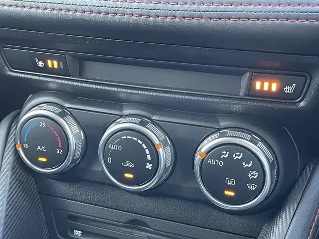 マツダ デミオ XD ツーリング 佐賀県 2016(平28)年 5.5万km ジェットブラックマイカ /純正マツダコネクトナビ//バックカメラ//フルセグTV/DVD/USB/Bluetooth//ETC//シートヒーター//パドルシフト//スマートキー//スペアキー//オートハイビーム//LEDヘッドライト//フォグライト//オートワイパー//スマートシティブレーキ//車線逸脱警報//ブラインドスポットモニター//クルーズコントロール//アイドリングストップ//保証書//取扱説明書