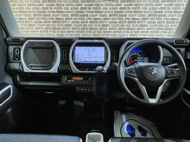 スズキ ハスラー HYBRID X 岩手県 2023(令5)年 2万km ピュアホワイトP ワンオーナー/４WD/全方位モニター/スズキセーフティサポート/デュアルカメラブレーキサポート/車線逸脱抑制機能/アダプティブクルーズコントロール/誤発進抑制機能/先行車発信お知らせ機能/標識認識機能/ハイビームアシスト/ヒルディセントコントロール/スノーモード・グリップコントロール/リヤパーキングセンサー/横滑り防止装置/アイドリングストップ/前席シートヒーター/純正メモリナビ/フルセグTV/AppleCarPlay・AndroidAuto/ドライブレコーダー/ETC/LEDヘッドライト/純正１５インチアルミホイール