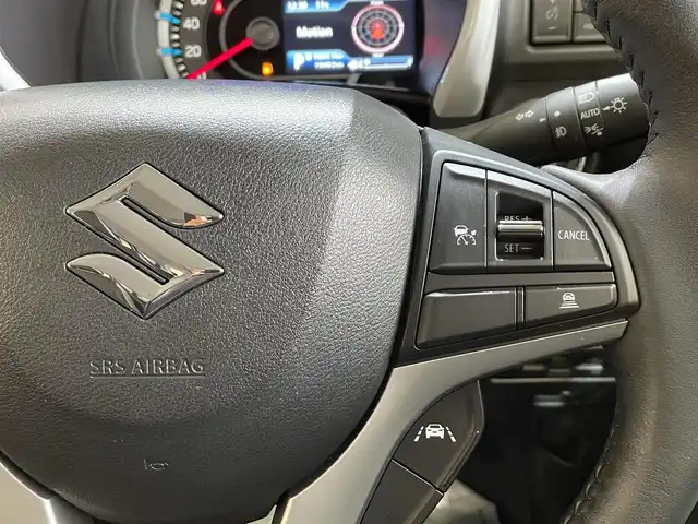 スズキ ハスラー HYBRID X 岩手県 2023(令5)年 2万km ピュアホワイトP ワンオーナー/４WD/全方位モニター/スズキセーフティサポート/デュアルカメラブレーキサポート/車線逸脱抑制機能/アダプティブクルーズコントロール/誤発進抑制機能/先行車発信お知らせ機能/標識認識機能/ハイビームアシスト/ヒルディセントコントロール/スノーモード・グリップコントロール/リヤパーキングセンサー/横滑り防止装置/アイドリングストップ/前席シートヒーター/純正メモリナビ/フルセグTV/AppleCarPlay・AndroidAuto/ドライブレコーダー/ETC/LEDヘッドライト/純正１５インチアルミホイール