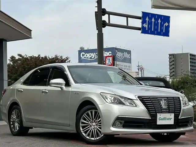 トヨタ クラウン ハイブリッド ロイヤルサルーンG 香川県 2014(平26)年 12.2万km プレシャスシルバー 純正HDDナビ/【Bluetooth/CD/DVD/フルセグ】/全方位カメラ/レーダークルーズコントロール/前席シートヒーター/ハンドルヒーター/ドライブレコーダー/17インチアルミ